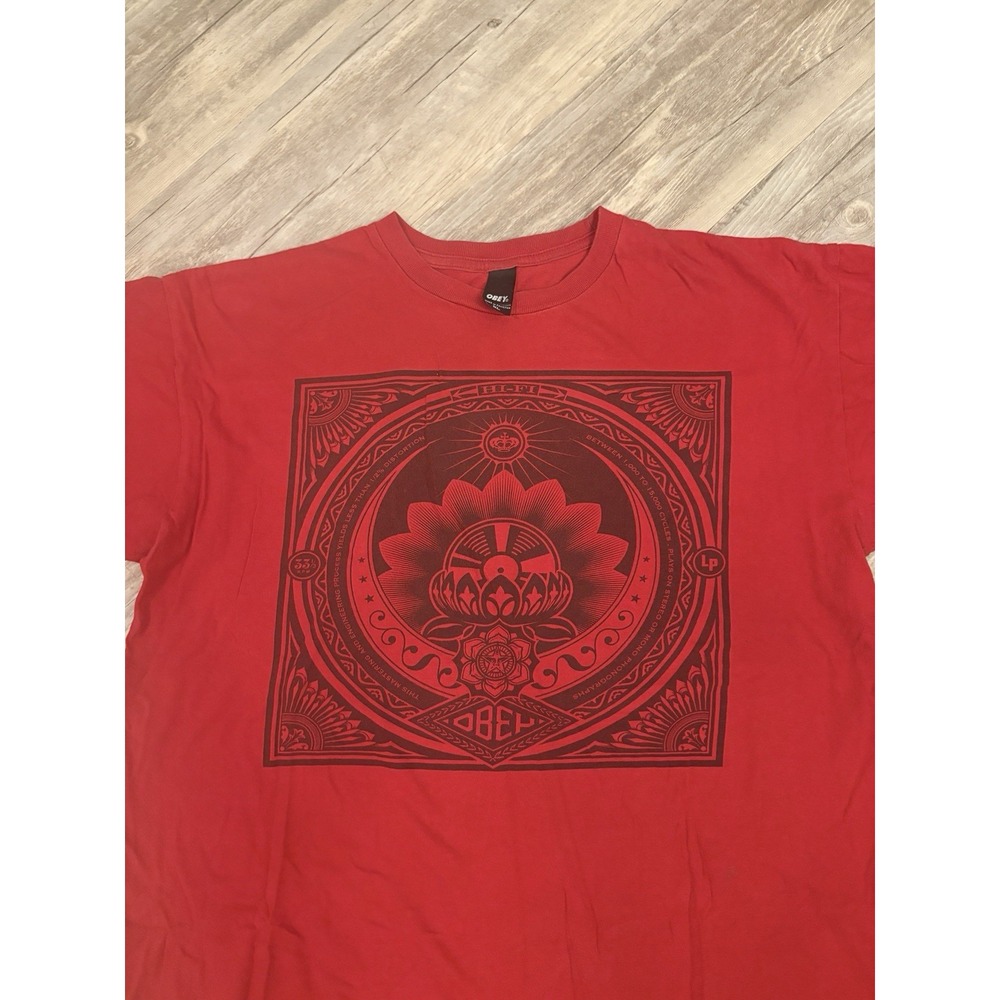 OBEY Graphic T-Shirt Men's Size XL Red  Streetwear Tee Crew Neck  Skater Y2K - Picture 2 of 8